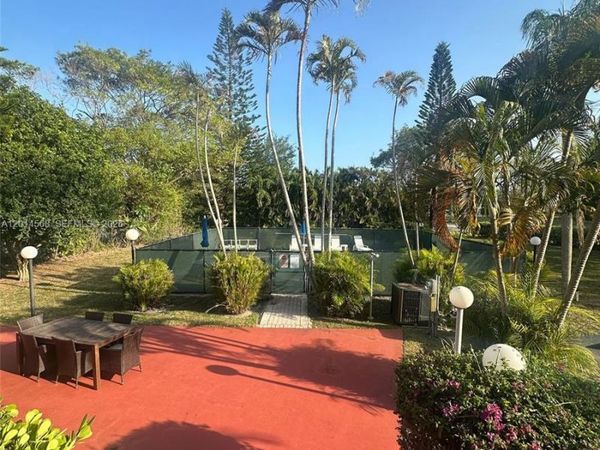 3910 Crystal Lake Dr , Unit 201, Deerfield Beach, FL 33064
