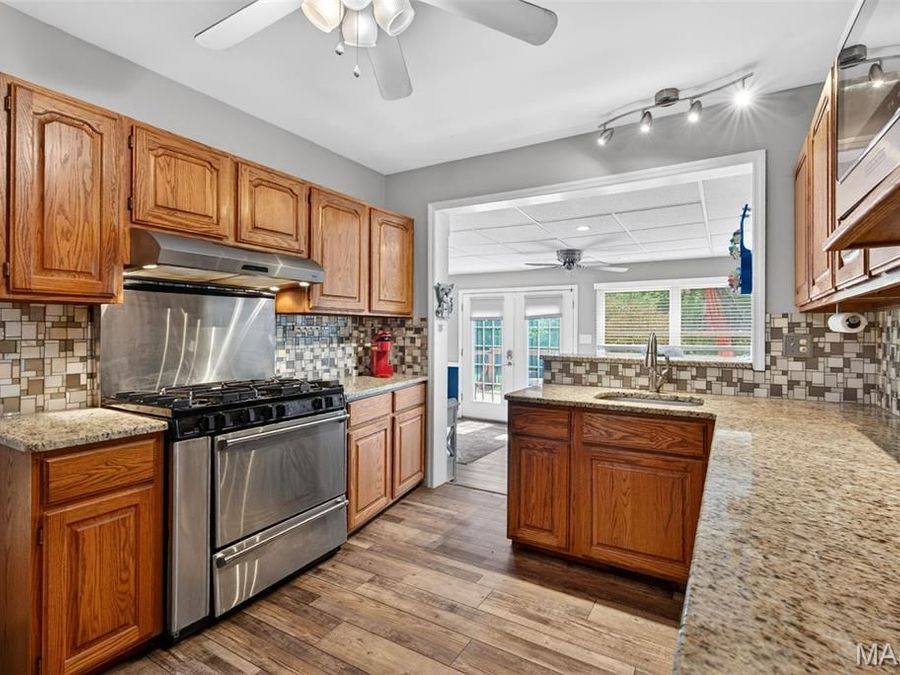 Property Image 16