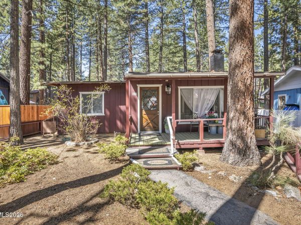 1084 Juniper Avenue, South Lake Tahoe, CA 96150