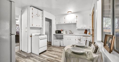 1084 Juniper Avenue, South Lake Tahoe, CA 96150 Photo