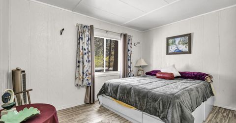 1084 Juniper Avenue, South Lake Tahoe, CA 96150 Photo