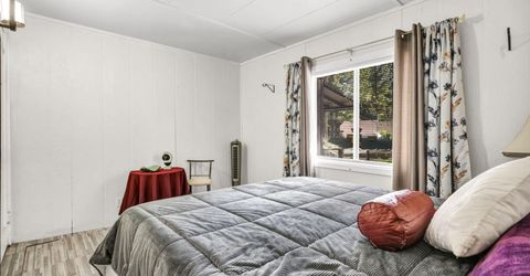 1084 Juniper Avenue, South Lake Tahoe, CA 96150 Photo