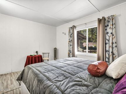 1084 Juniper Avenue, South Lake Tahoe, CA 96150 Photo