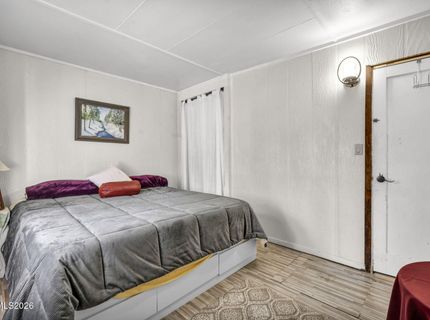 1084 Juniper Avenue, South Lake Tahoe, CA 96150 Photo