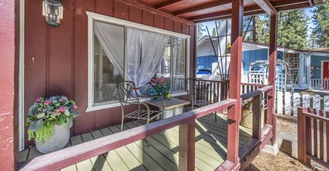 1084 Juniper Avenue, South Lake Tahoe, CA 96150 Photo