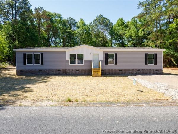 1878 Gumberry Court, Hope Mills, NC 28348
