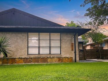 7528 Brentcove Circle, Dallas, TX 75214