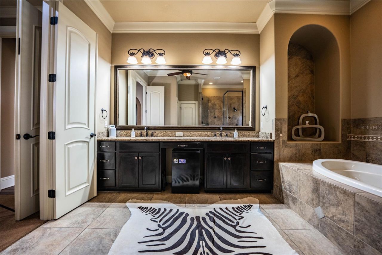 6739 Eagle Ridge Boulevard, Lakeland, FL 33813 Photo