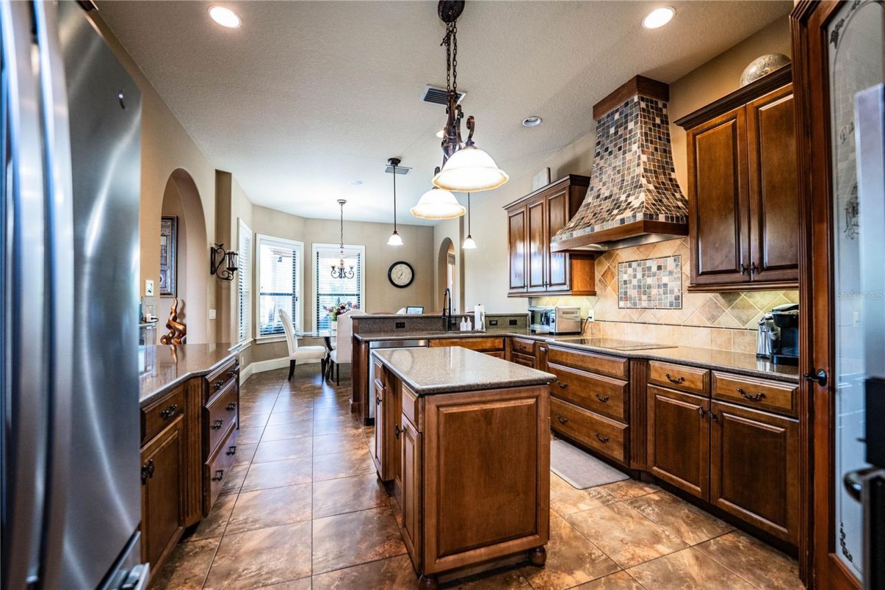 6739 Eagle Ridge Boulevard, Lakeland, FL 33813 Photo