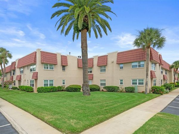 10033 64TH AVENUE N, Unit 4, ST PETERSBURG, FL 33708