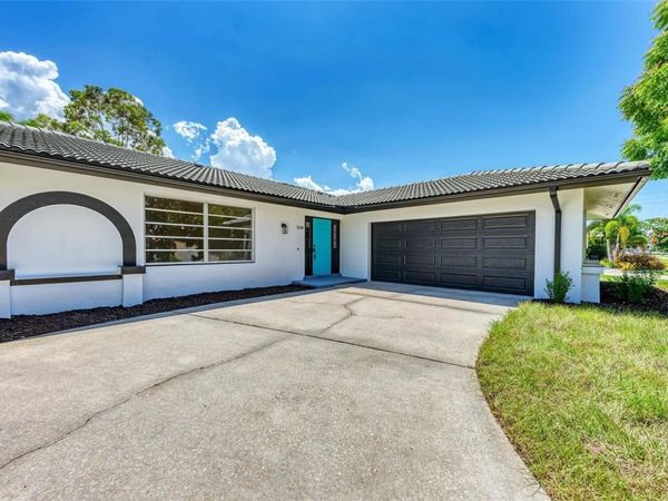 3120 GUADALUPE DRIVE , PUNTA GORDA, FL 33950