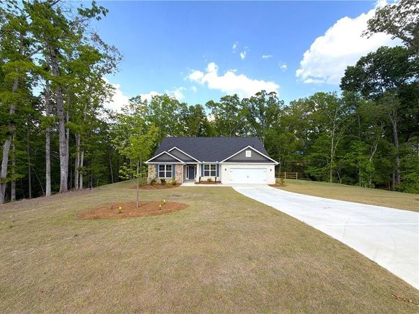 3305 Trevi Trail, Douglasville, GA 30135