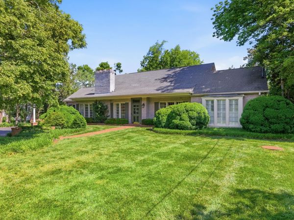 208 Jackson Blvd , Nashville, TN 37205