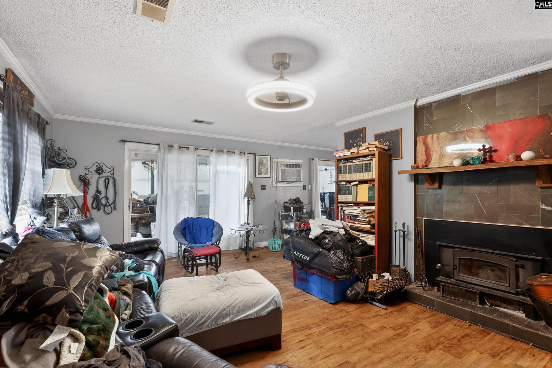 305 Adams Road Photo 10
