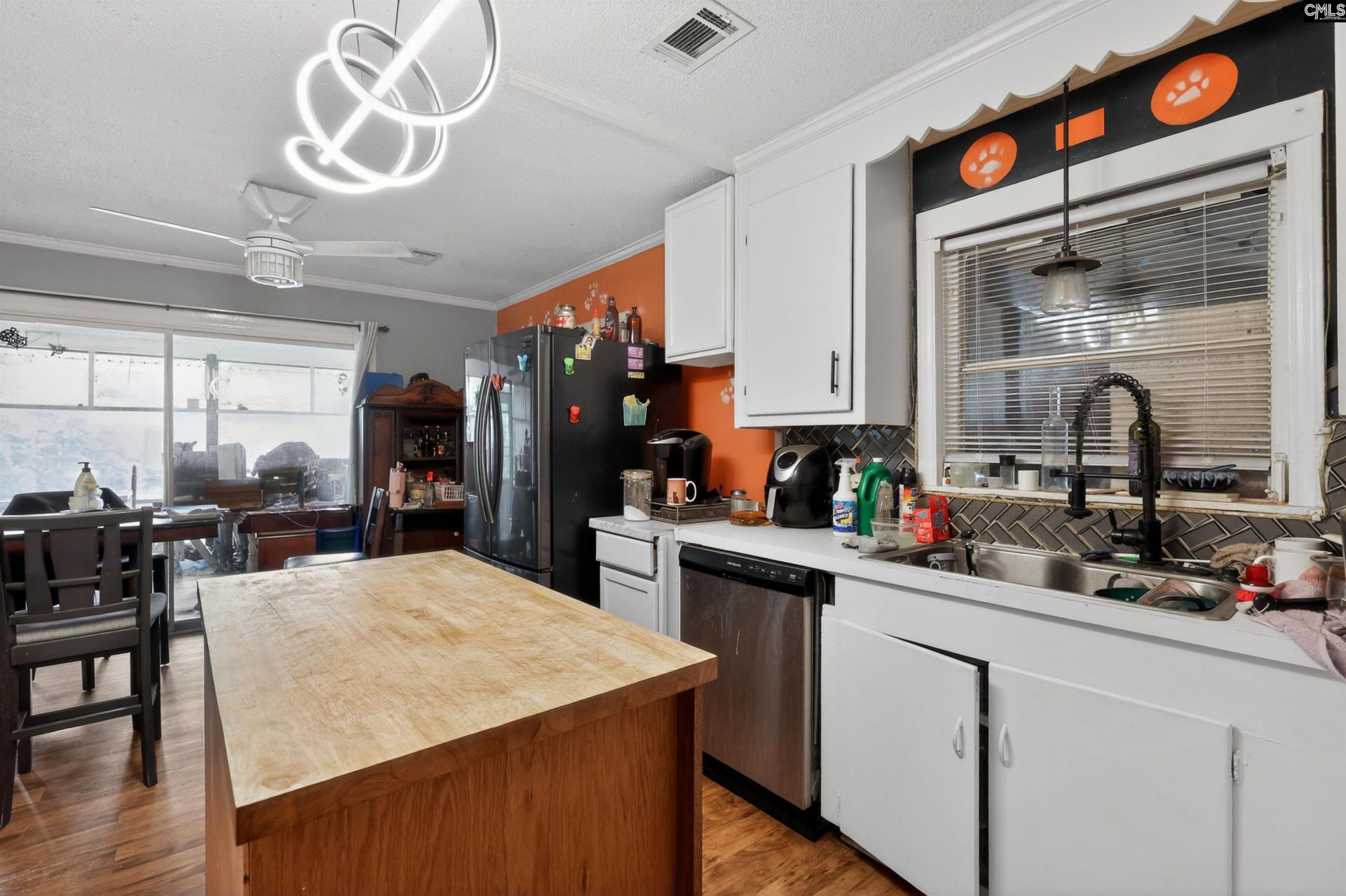 305 Adams Road Photo 11