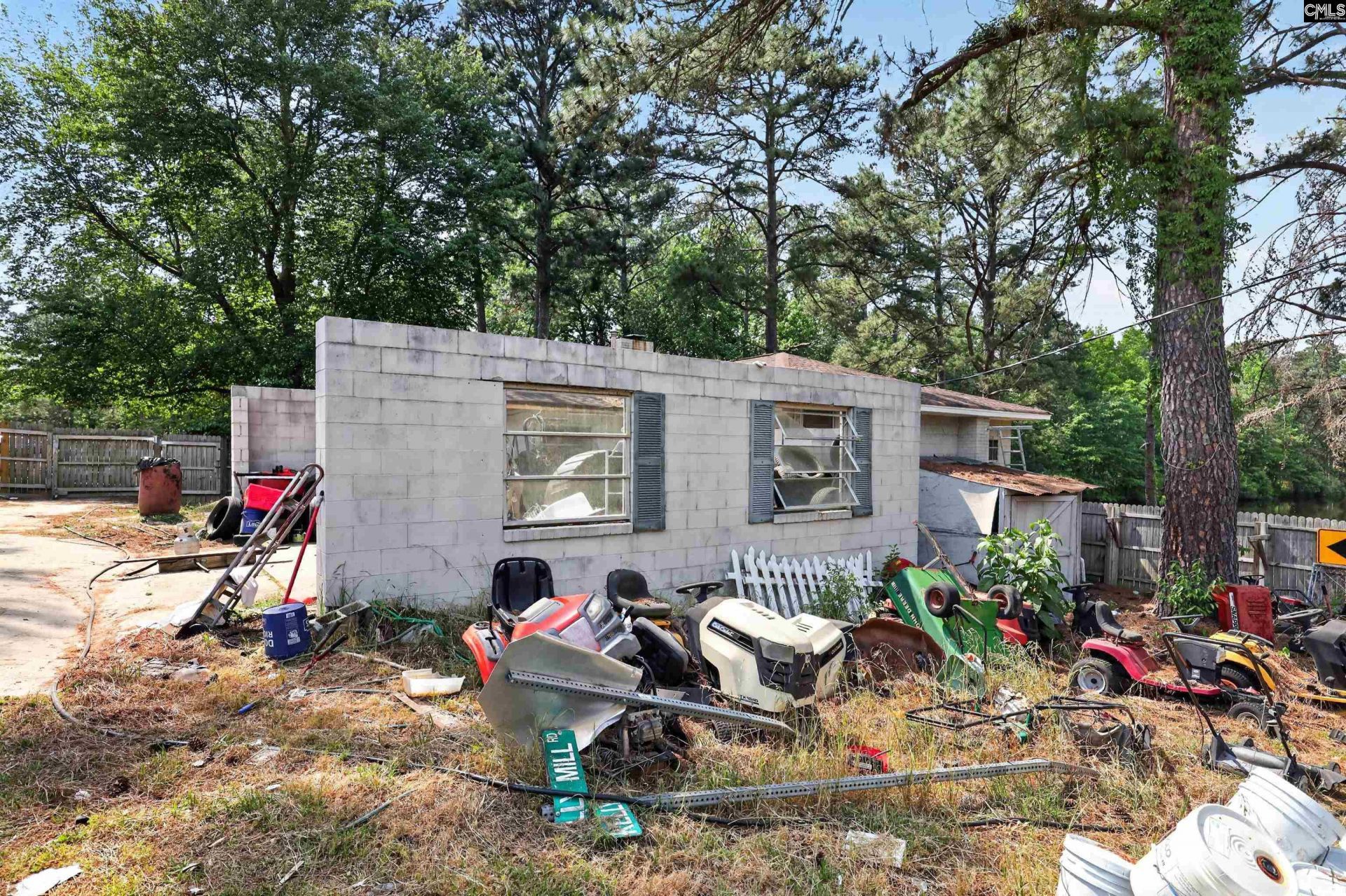 305 Adams Road Photo 5