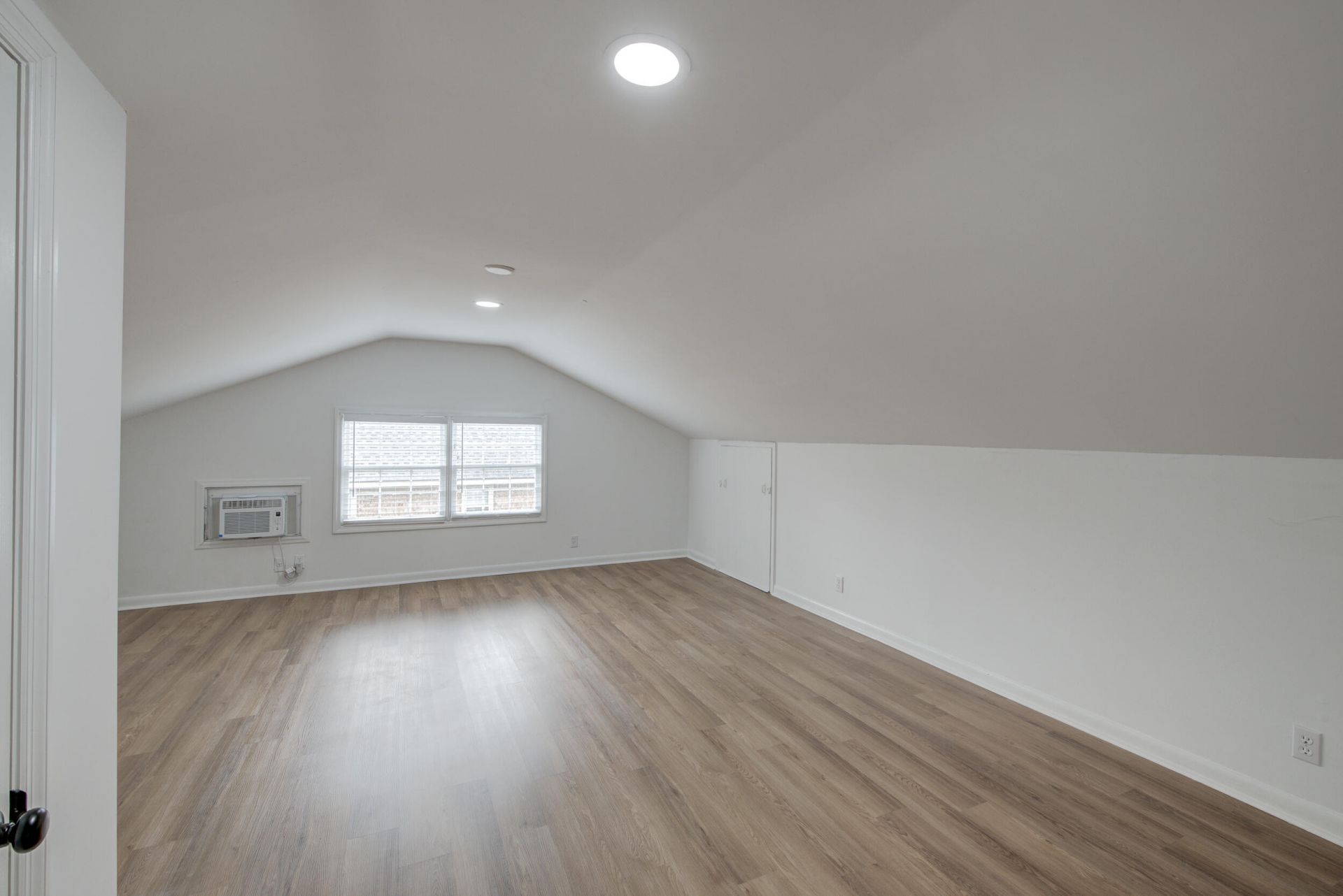 807 Eastern White Pines Road Photo 31