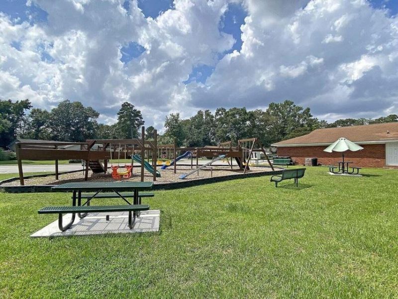 807 Eastern White Pines Road Photo 58