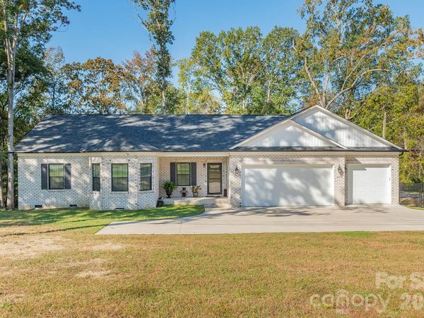 4907 Lanvale Avenue , Trinity, NC 27370