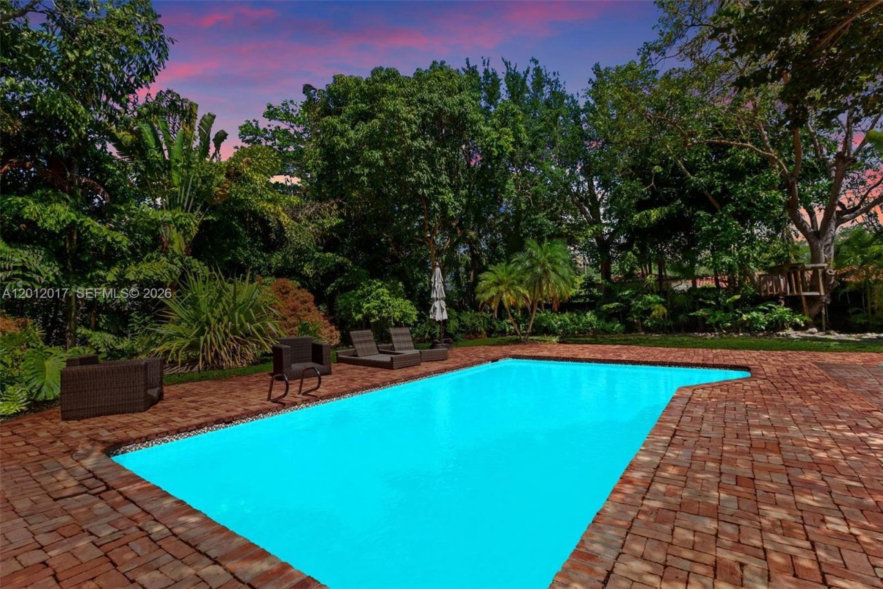 11220 SW 74th Ave, Pinecrest, FL 33156 Photo