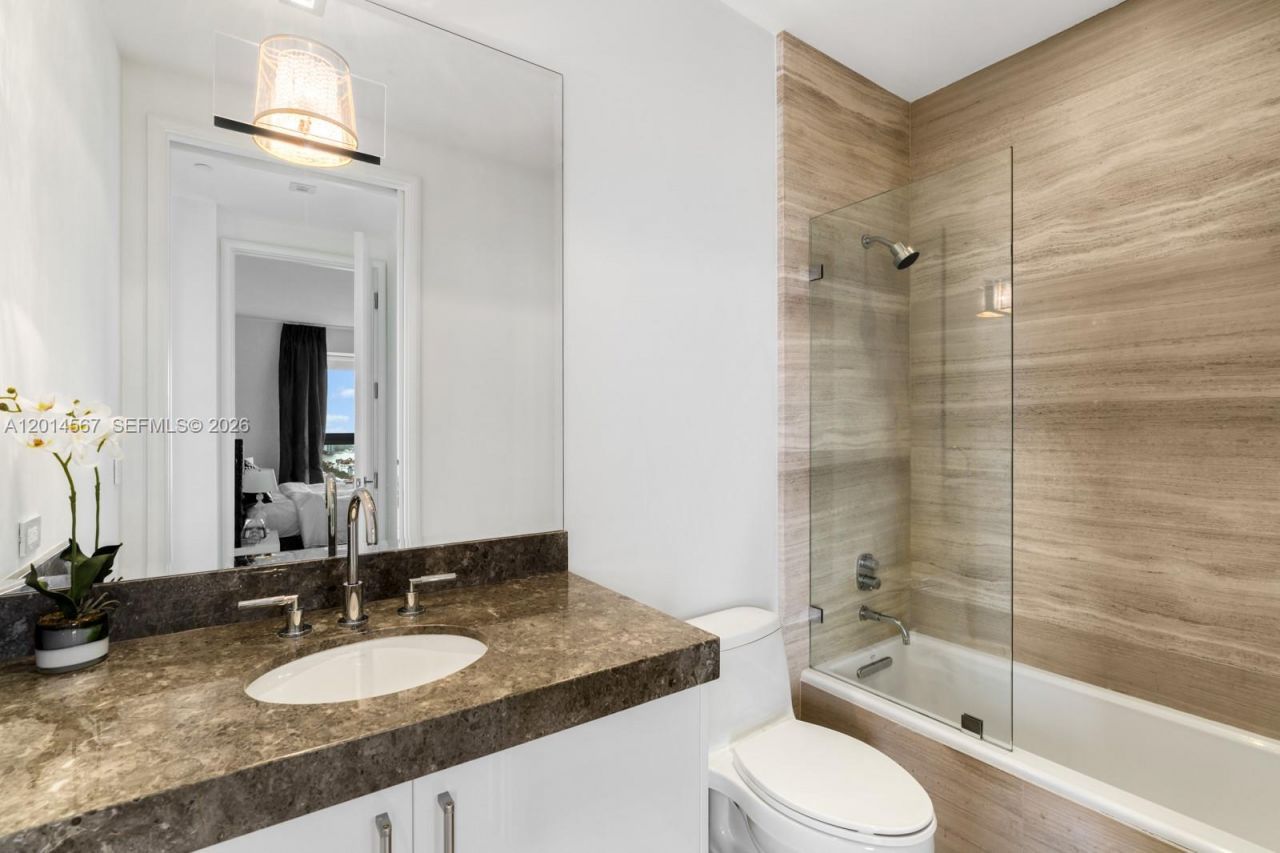 17749 Collins Ave , Unit 3101, Sunny Isles Beach, FL 33160 Photo