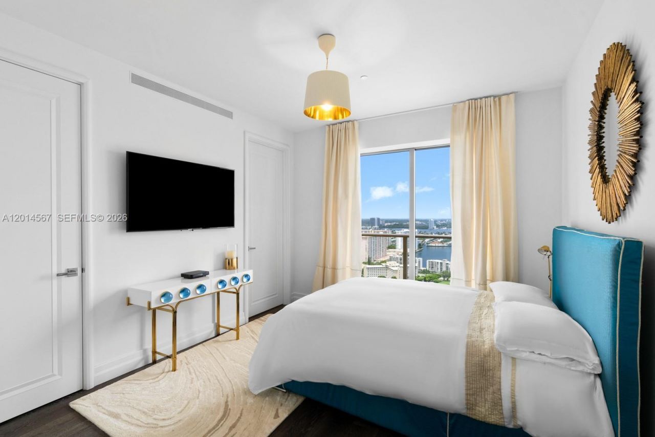 17749 Collins Ave , Unit 3101, Sunny Isles Beach, FL 33160 Photo