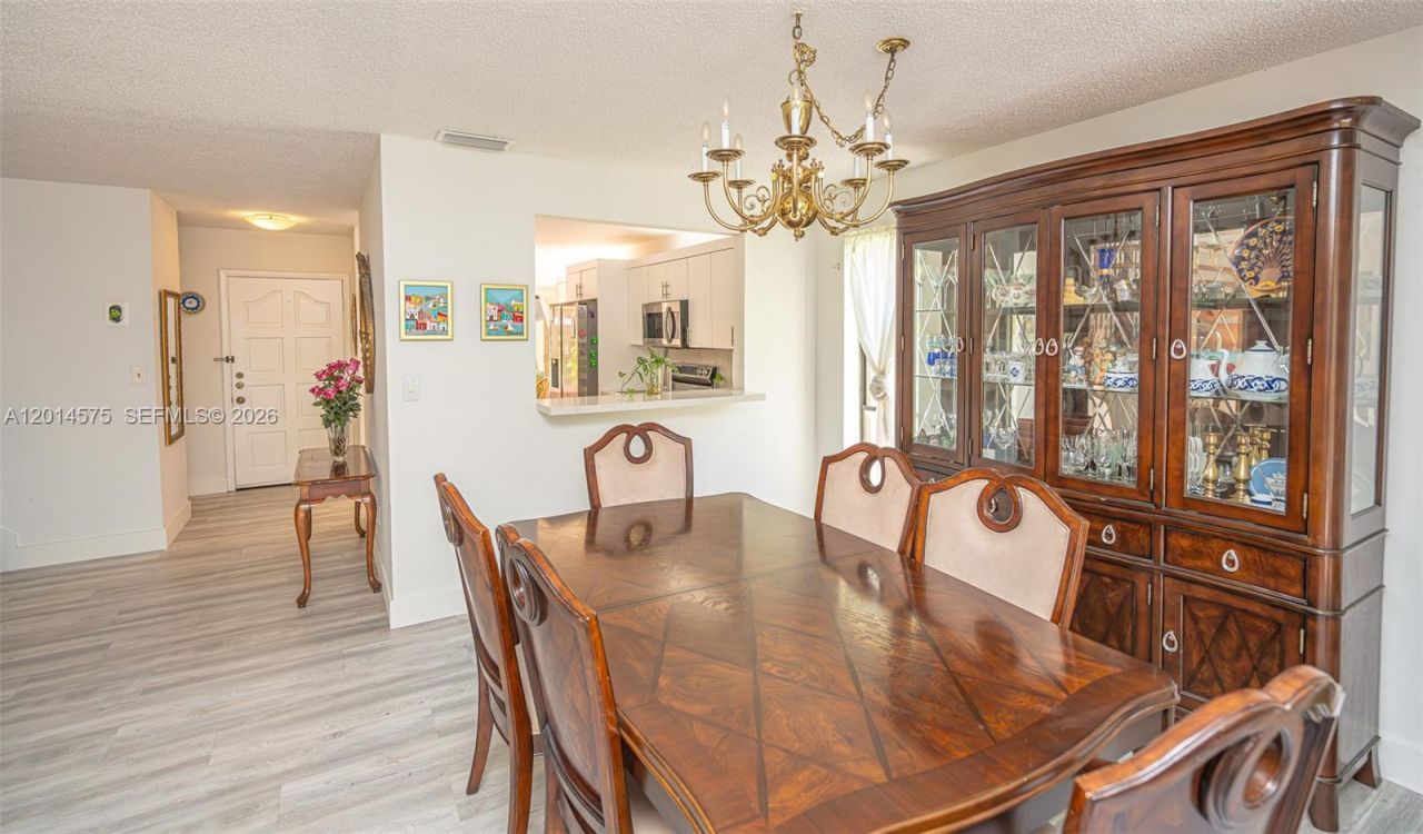 3350 Torremolinos Ave , Unit F-40, Doral, FL 33178 Photo