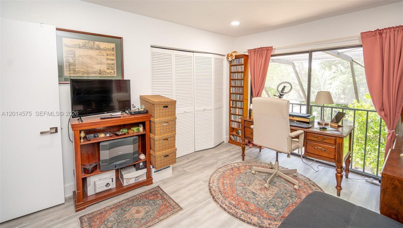 3350 Torremolinos Ave , Unit F-40, Doral, FL 33178 Photo