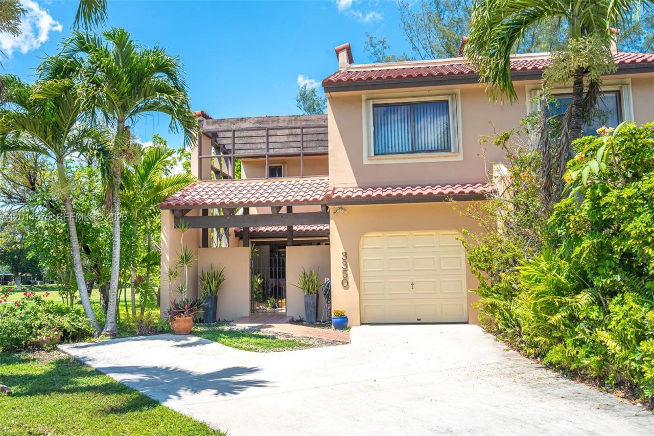 3350 Torremolinos Ave , Unit F-40, Doral, FL 33178 Photo