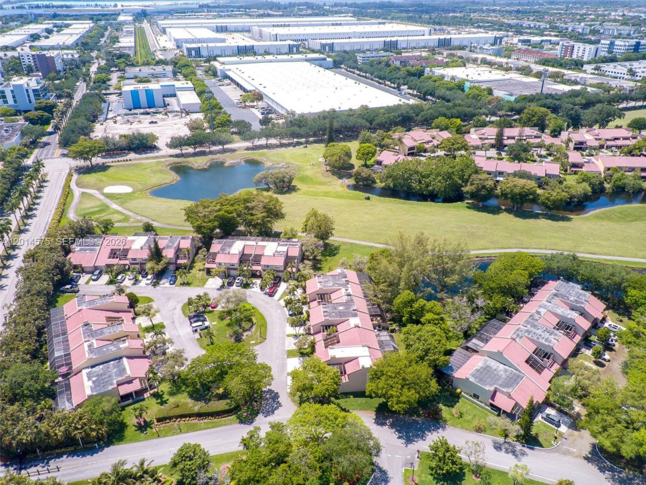 3350 Torremolinos Ave , Unit F-40, Doral, FL 33178 Photo
