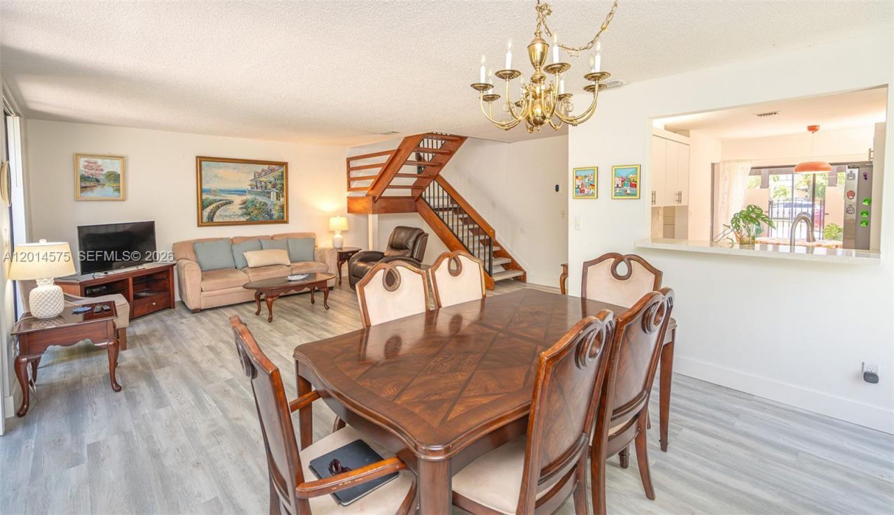 3350 Torremolinos Ave , Unit F-40, Doral, FL 33178 Photo