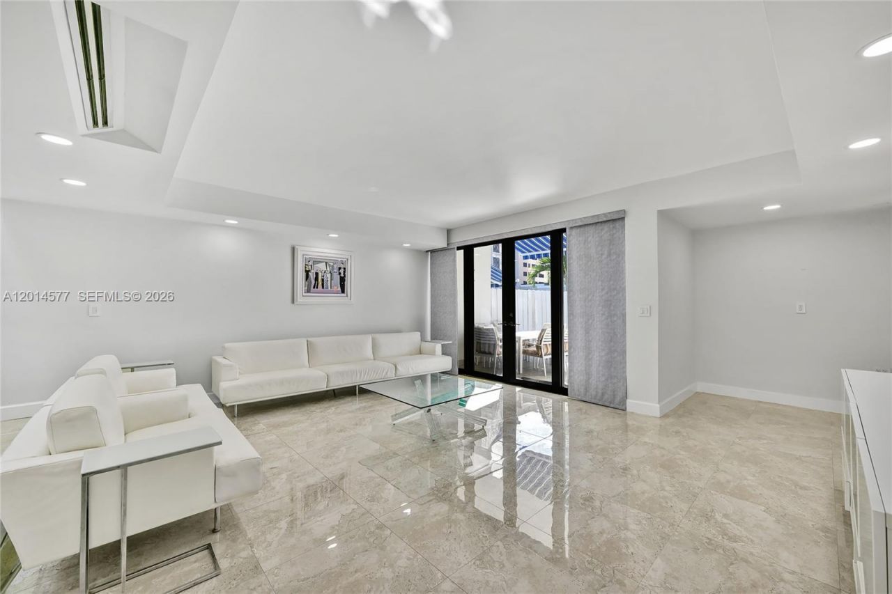 Please Call For Address, Unit 802, Sunny Isles Beach, FL 33160 Photo