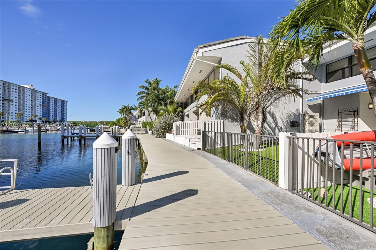 Please Call For Address, Unit 802, Sunny Isles Beach, FL 33160 Photo