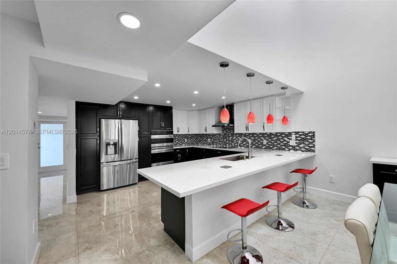 Please Call For Address, Unit 802, Sunny Isles Beach, FL 33160 Photo