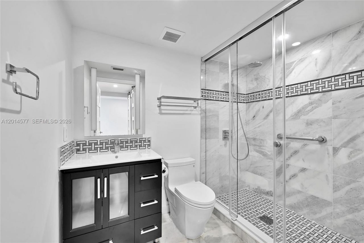 Please Call For Address, Unit 802, Sunny Isles Beach, FL 33160 Photo