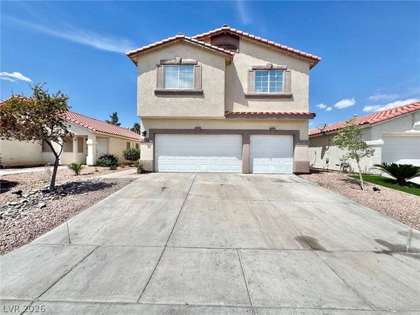 1092 Whispering Birch Avenue , Las Vegas, NV 89123