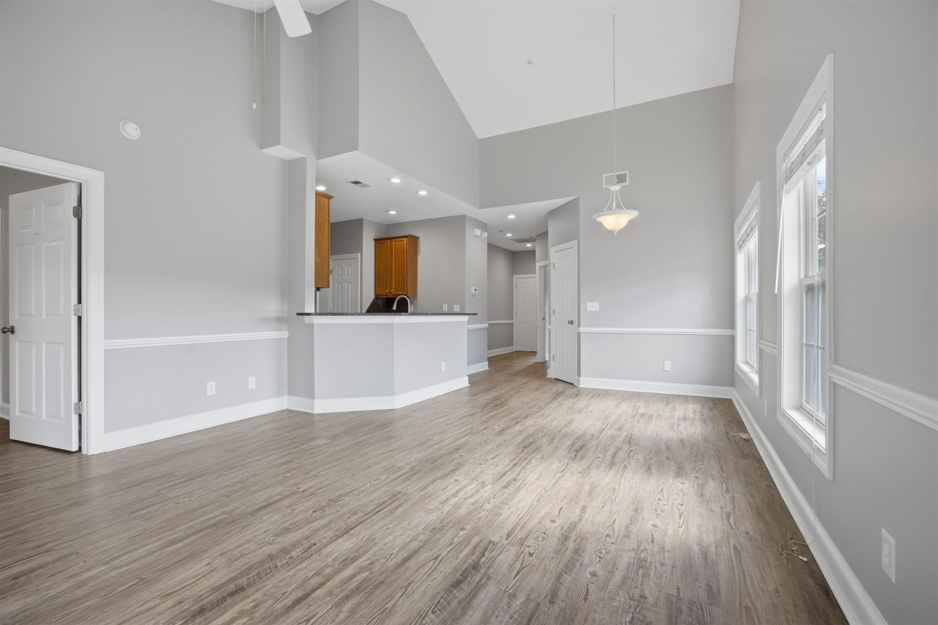 5054 Belleglen Ct. Photo 7
