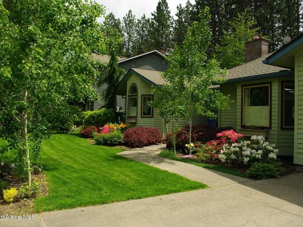 3867 W Fairway Dr, Coeur d'Alene, ID 83815