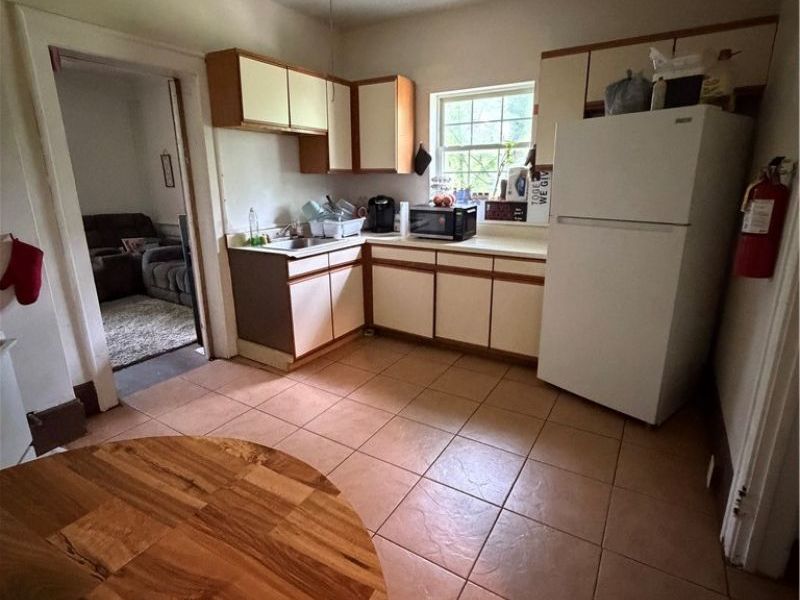 1413 East Avenue, Akron, OH 44307 Photo 10