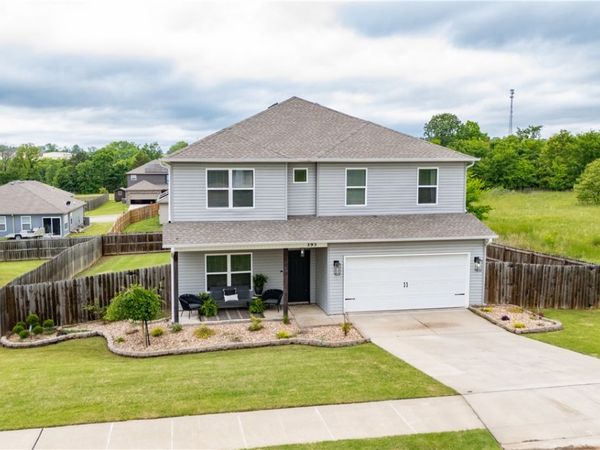 395 Worley Street , Huntsville, AR 72740
