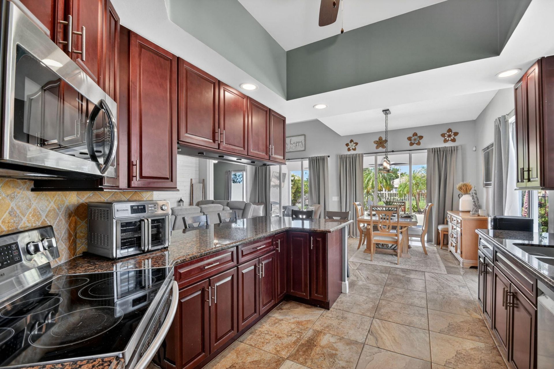 8142 Jolly Harbour Court, Wellington, FL 33414 Photo