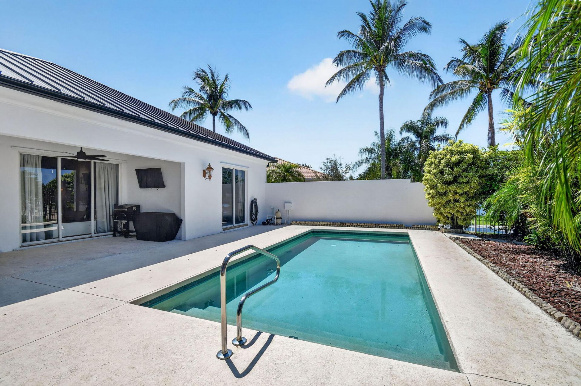 8142 Jolly Harbour Court, Wellington, FL 33414 Photo