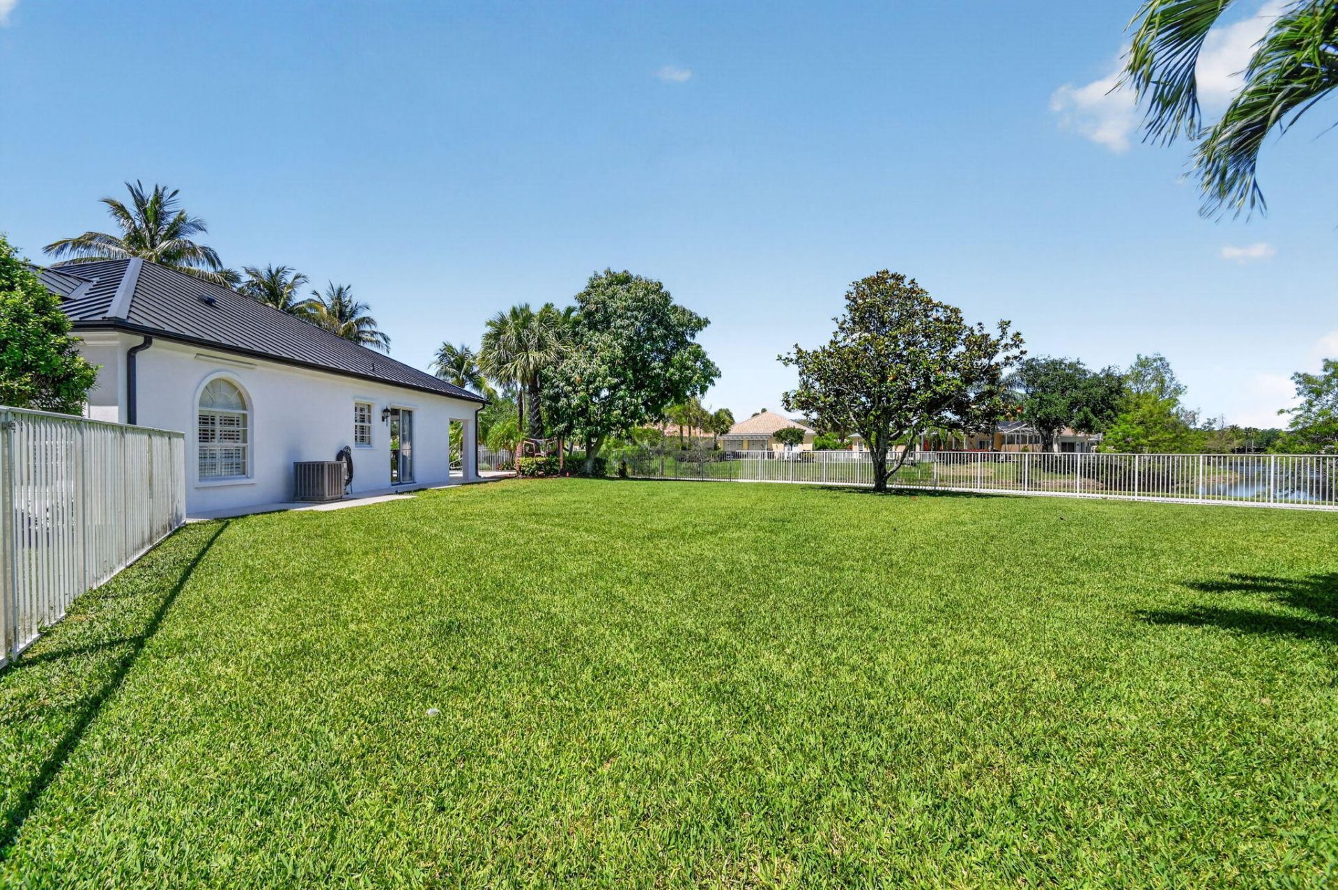 8142 Jolly Harbour Court, Wellington, FL 33414 Photo