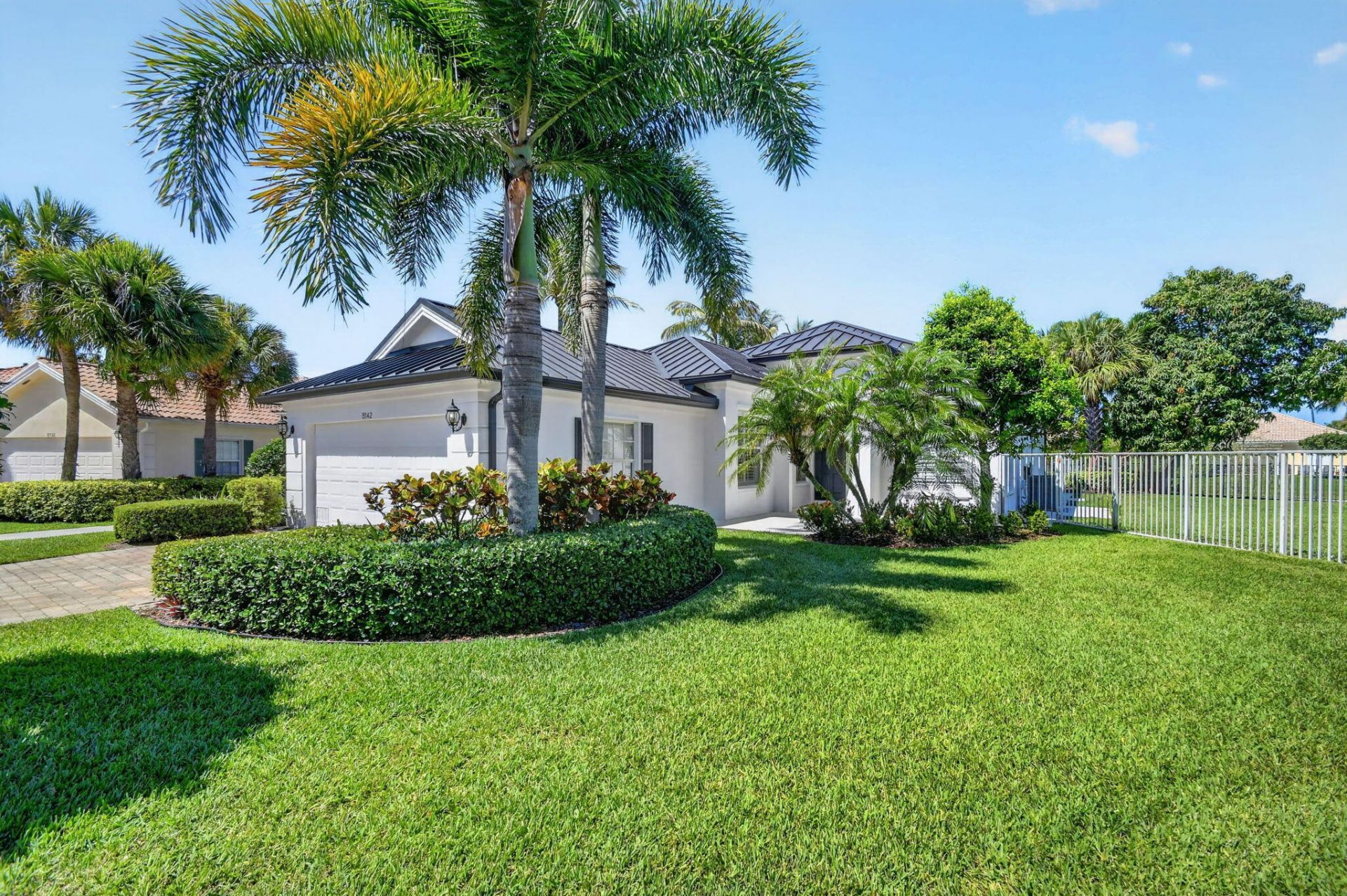 8142 Jolly Harbour Court, Wellington, FL 33414 Photo