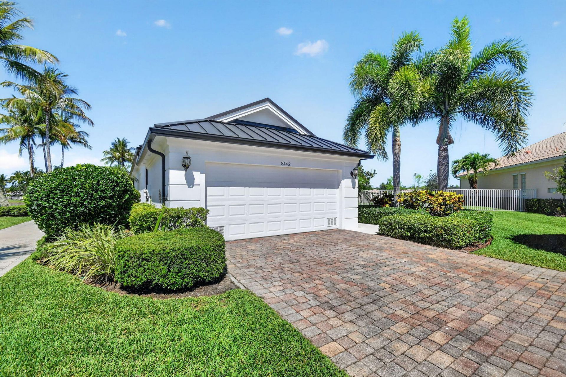 8142 Jolly Harbour Court, Wellington, FL 33414 Photo