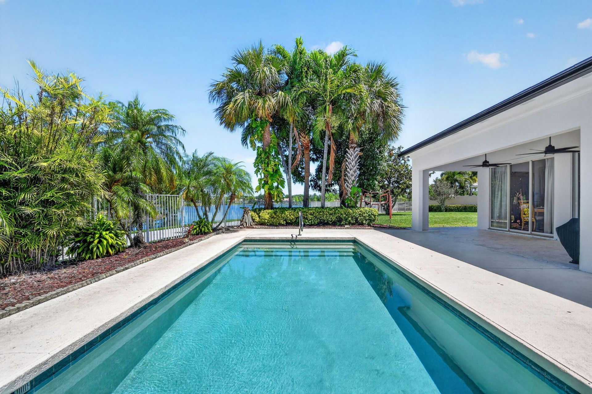 8142 Jolly Harbour Court, Wellington, FL 33414 Photo