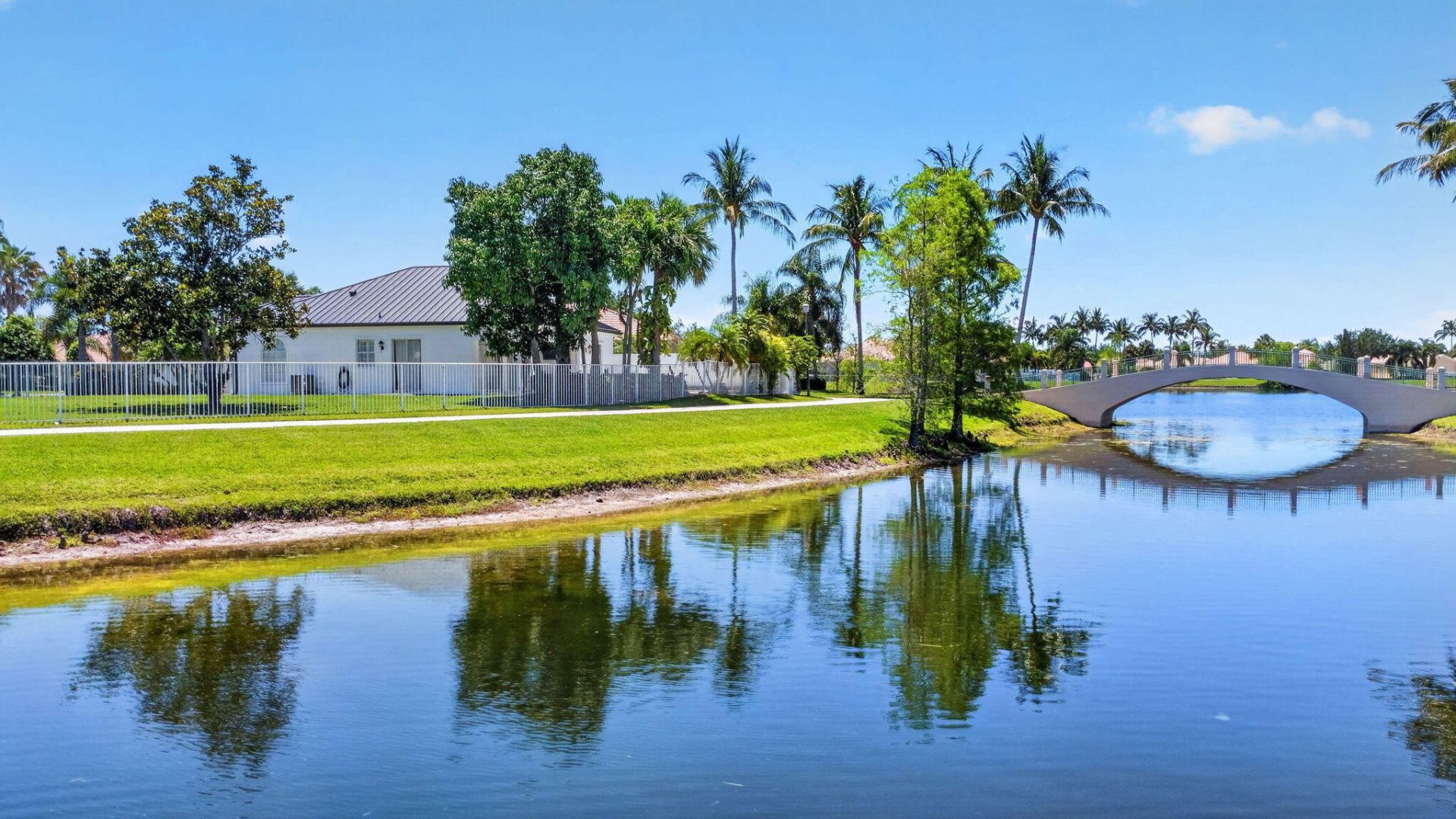 8142 Jolly Harbour Court, Wellington, FL 33414 Photo