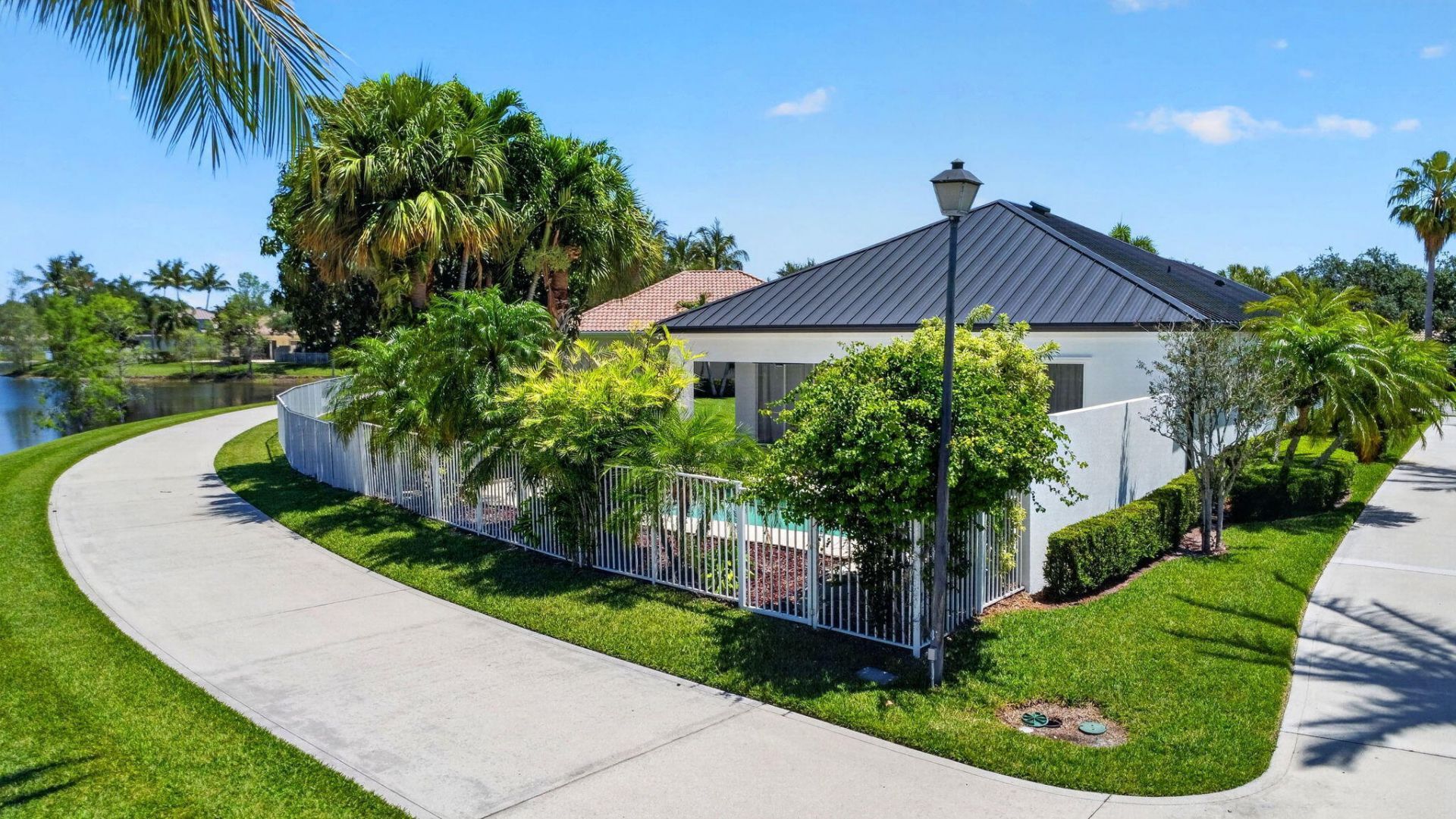 8142 Jolly Harbour Court, Wellington, FL 33414 Photo