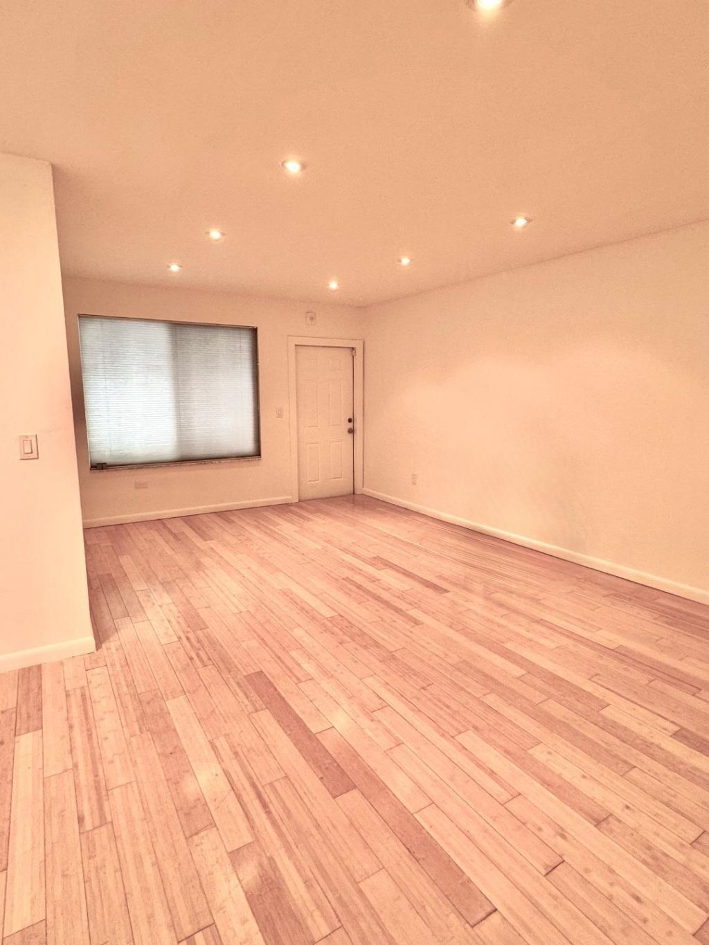 1242 Alton Road, Unit 202, Miami Beach, FL 33139 Photo