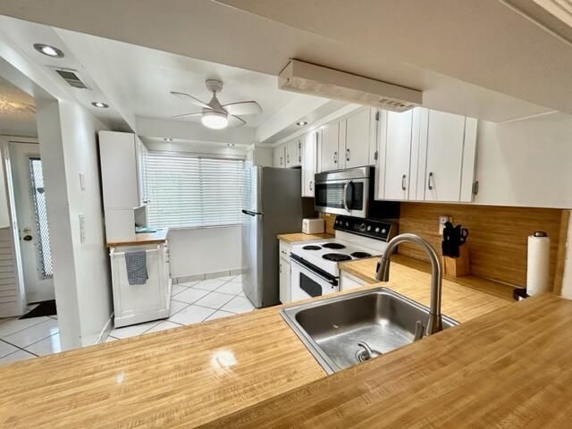 3601 Inverrary Drive, Unit 306, Lauderhill, FL 33319 Photo
